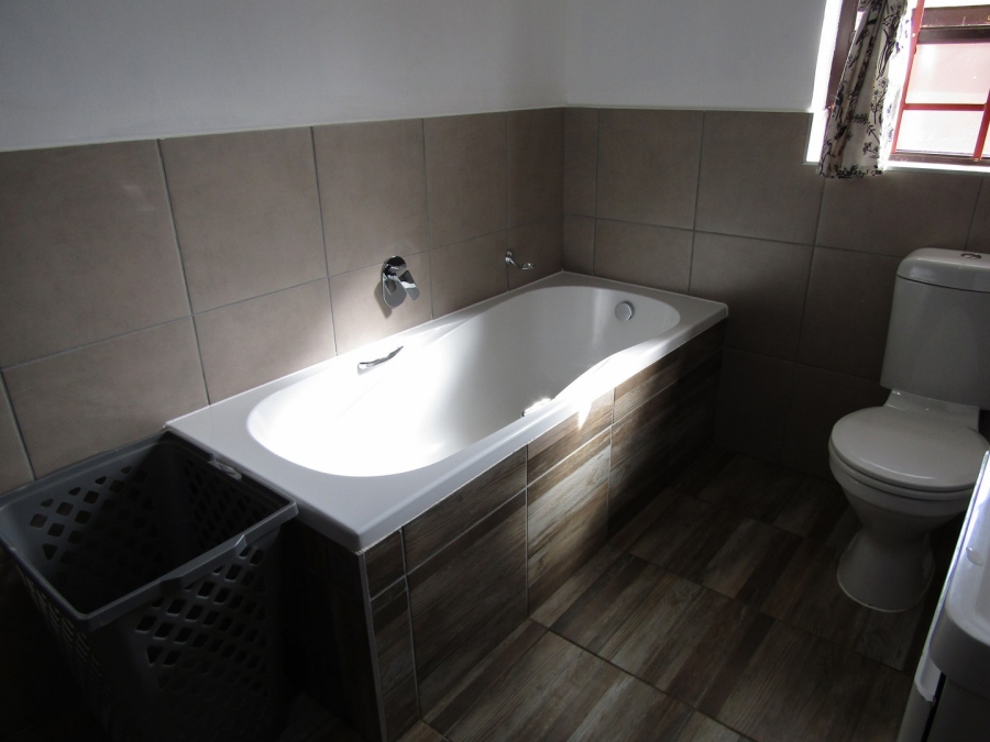 Commercial Property for Sale in Hankey Eastern Cape